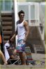 zac-efron-fourth-of-july-vanessa-hudgens-17~0.jpg